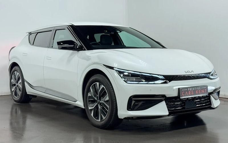 White Used 2024 Kia EV6 GT-Line SUV | £30,801 (Fair price) - Image 1/4