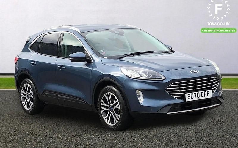 Usado Ford Kuga Titanium 120 HP (88 kW) 2021 Azul SUV
