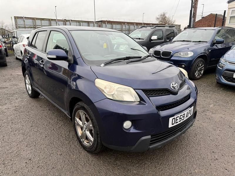 Blue Used 2010 Toyota Urban Cruiser Hatchback | £1,999 (Fair price) - Image 1/4