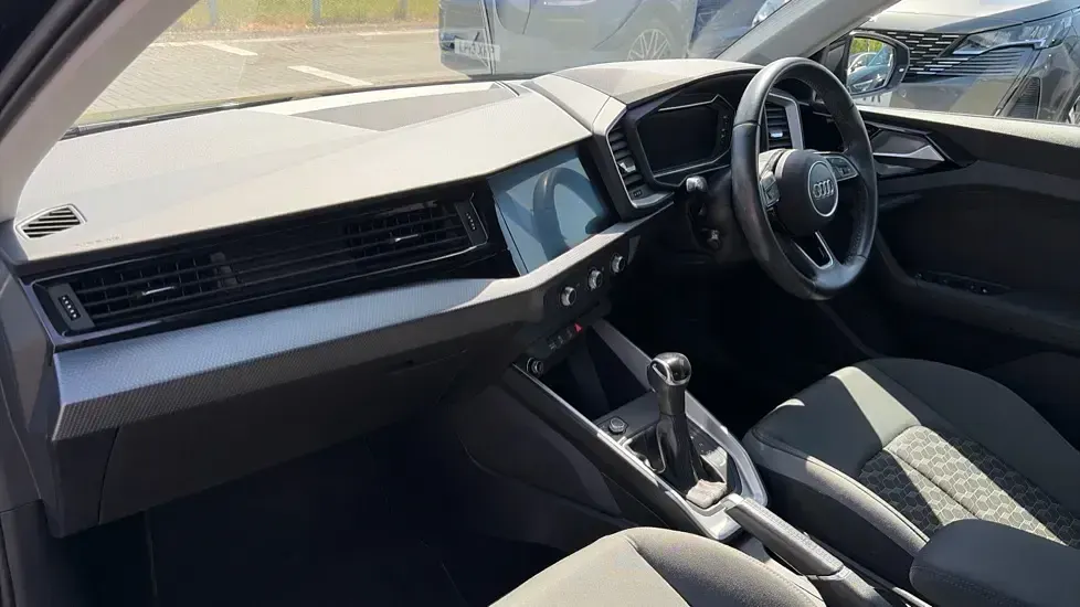 Usado Audi A1 Sport 150 HP (110 kW) 2019 Azul SUV