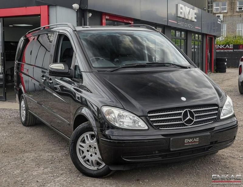 Black Used 2010 Mercedes Viano MPV | £12,995 (Good price) - Image 1/4