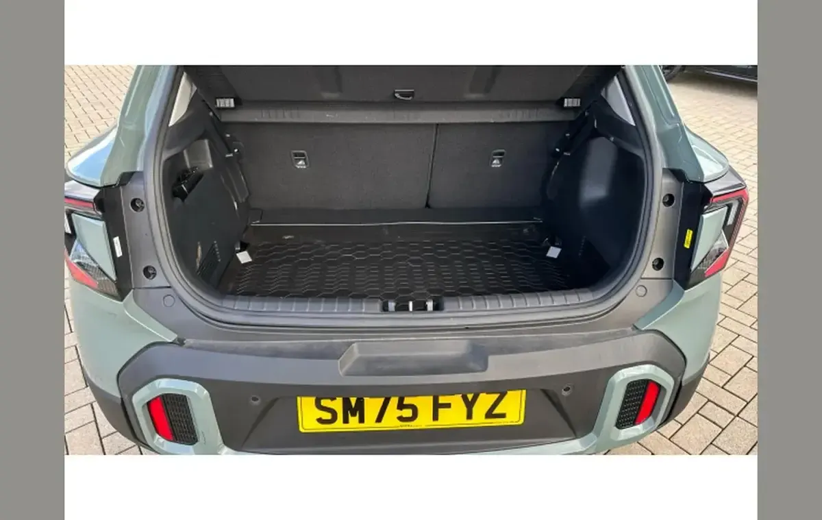 New Kia Stonic GT-Line 113 HP (83 kW) 2025 Green SUV