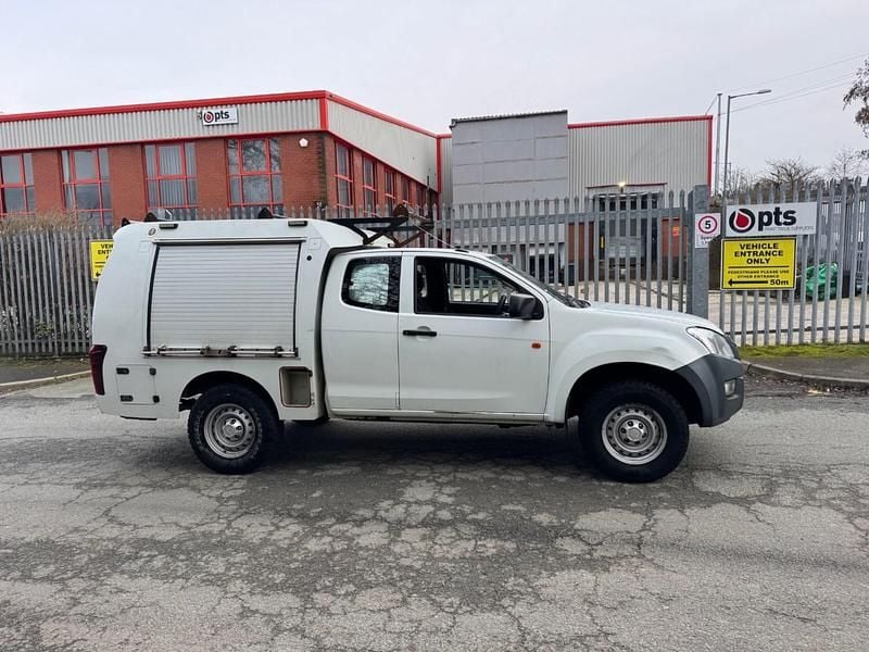 Used Isuzu D-Max 2014 White Pickup
