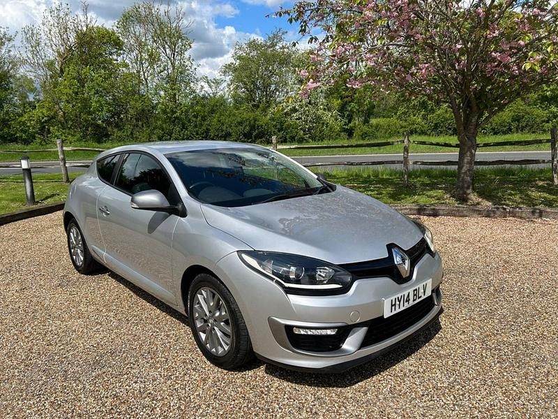 Używany Renault Mégane Coupé 110 KM (80 kW) 2014 Srebrny Coupe
