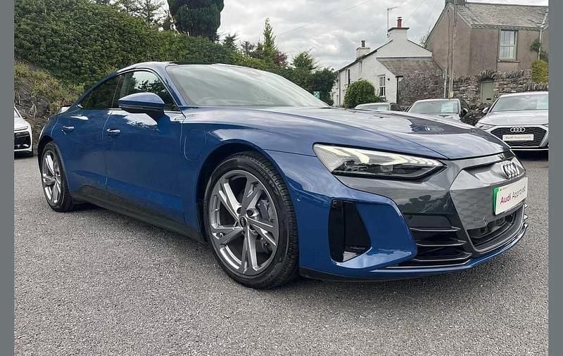 Blue Used 2023 Audi e-tron GT quattro Comfort Sedan | £44,995 (Fair price) - Image 1/4