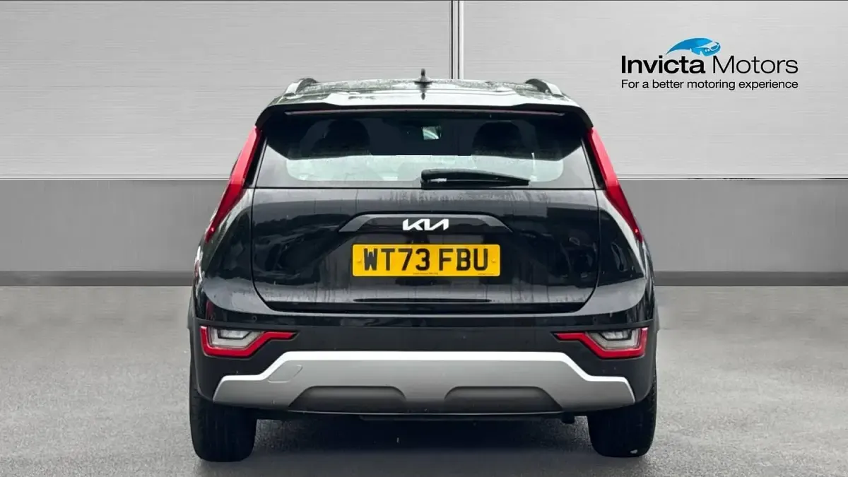 Used Kia Niro 141 HP (103 kW) 2023 Phantom black metallic SUV