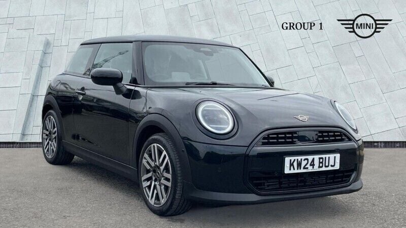 Black Used 2024 Mini Cooper Hatch Hatchback | £23,050 (Fair price) - Image 1/4