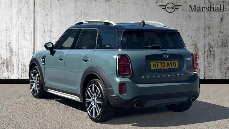 Begagnad Mini Cooper S Countryman Exclusive 176 HK (129 kW) 2022 Grön SUV