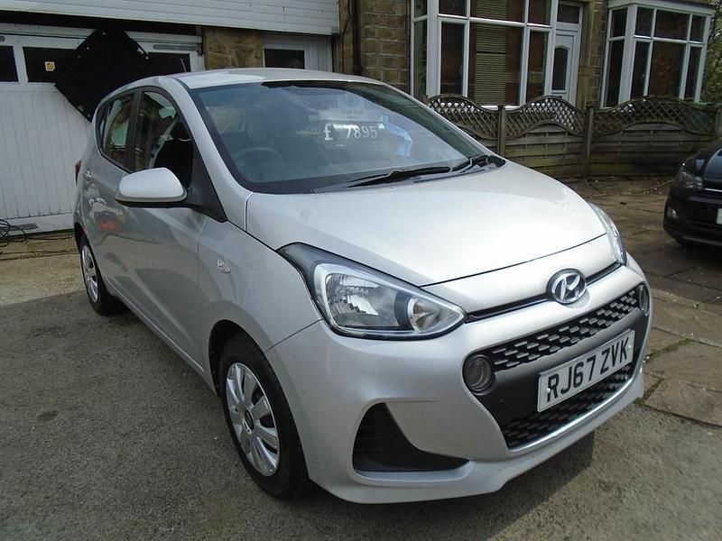 Used Hyundai i10 SE 2017 Silver Hatchback