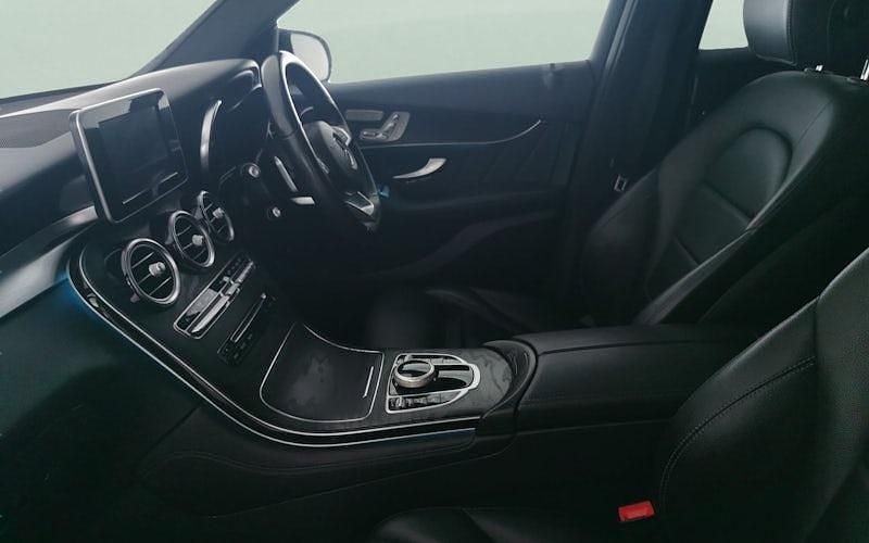 Used Mercedes GLC220 AMG Line Premium 170 HP (125 kW) 2018 Black Coupe