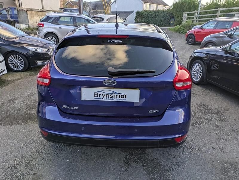 Used Ford Focus Titanium 2014 Blue Hatchback