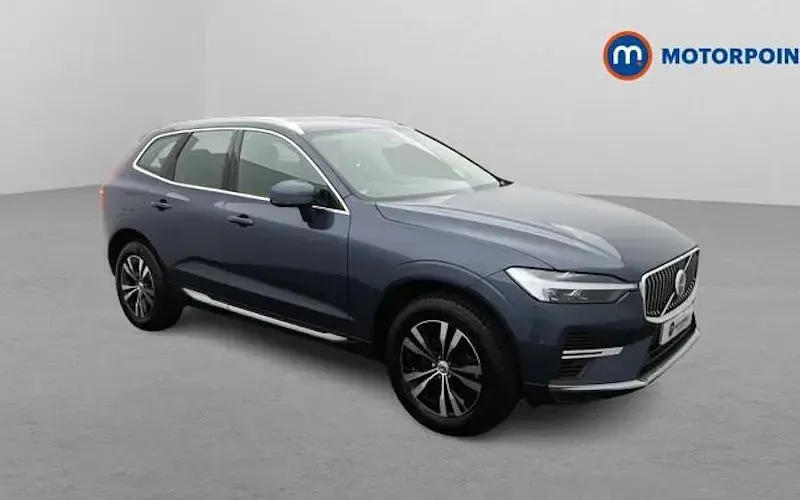 Used Volvo XC60 Core 349 HP (256 kW) 2022 SUV
