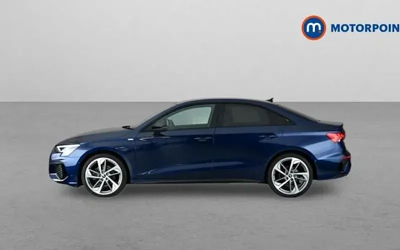 Used Audi A3 Black Edition 150 HP (110 kW) 2024 Blue Sedan