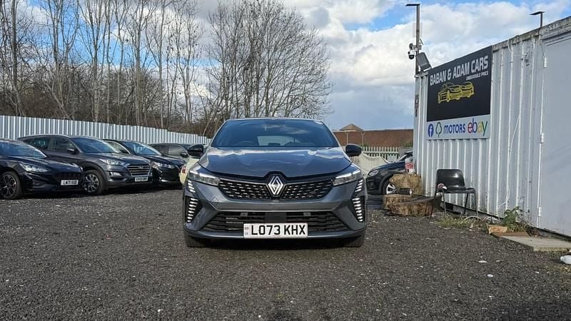 Used Renault Clio V Techno 92 HP (67 kW) 2023 Grey Hatchback
