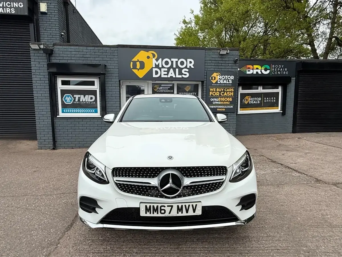 Used Mercedes GLC250 AMG line 2017 White SUV