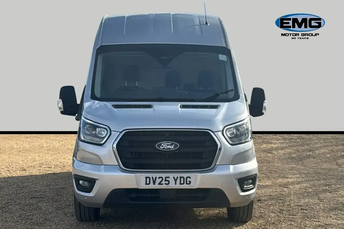 Second-hand Ford Transit Limited 2025 Argintiu Van
