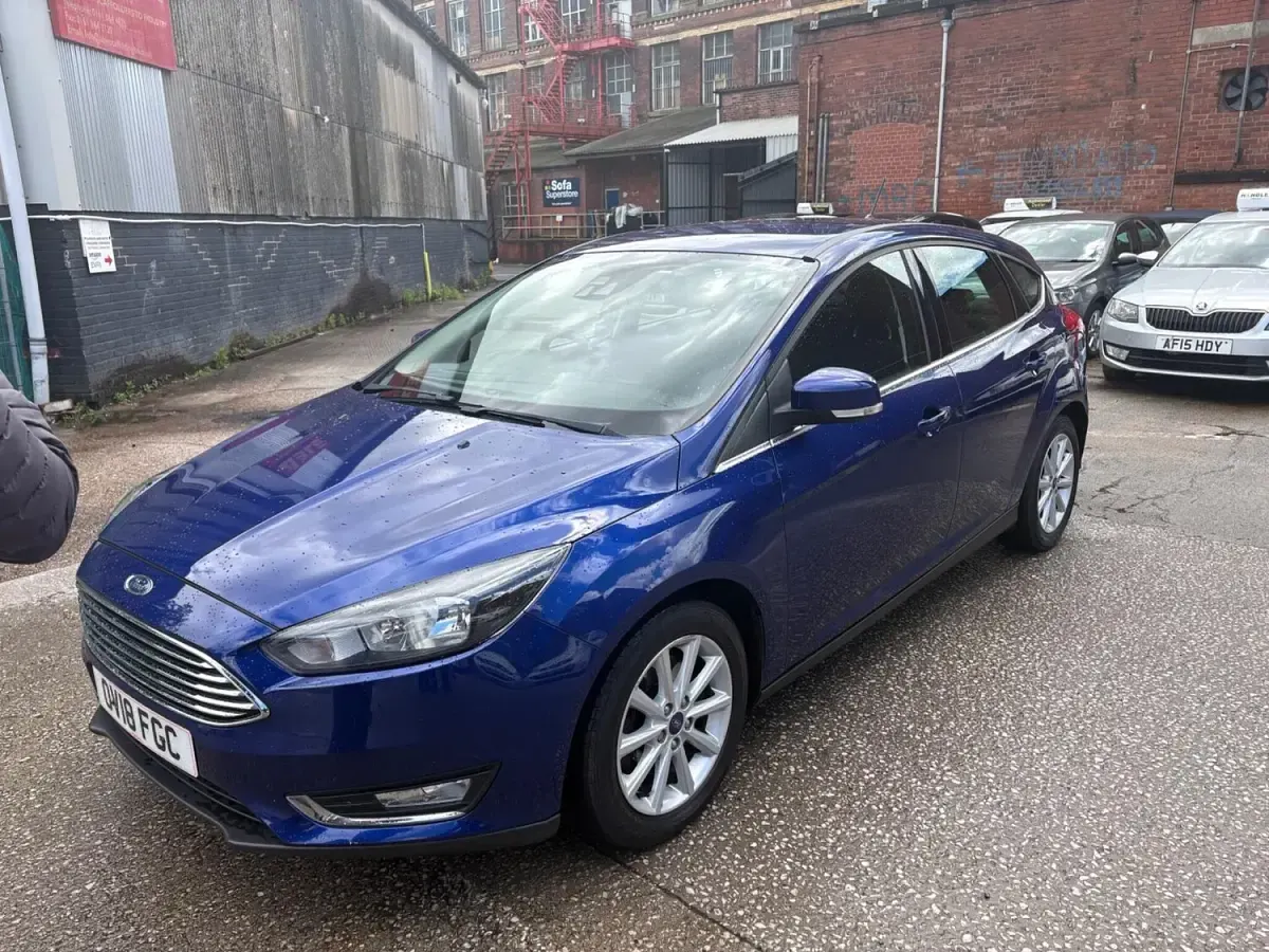 Used Ford Focus Titanium 2018 Blue Hatchback