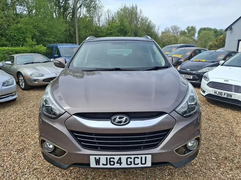 Used Hyundai ix35 Premium 115 HP (84 kW) 2014 Brown SUV