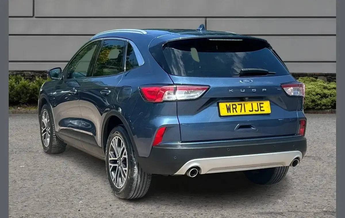Used Ford Kuga Titanium 117 HP (86 kW) 2021 Blue SUV