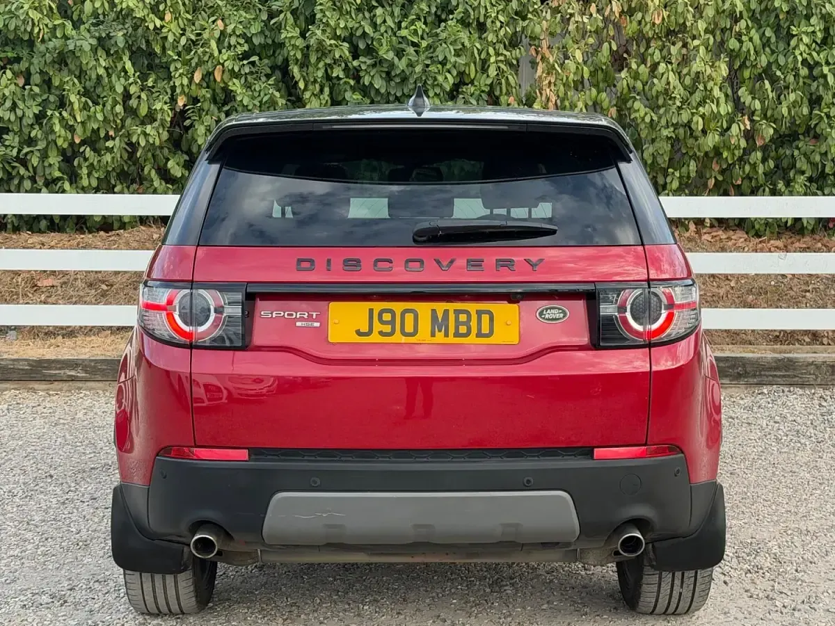 Used Land Rover Discovery Sport HSE 180 HP (132 kW) 2018 Red SUV
