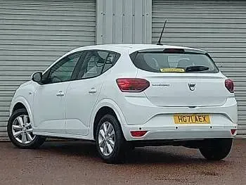 Used Dacia Sandero Comfort 91 HP (66 kW) 2021 White Hatchback