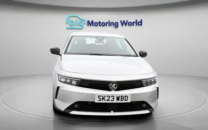 Second-hand Vauxhall Astra Design Edition 131 CP (96 kW) 2025 Hatchback