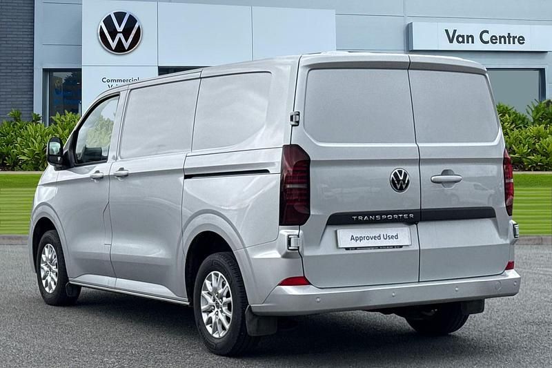 Begagnad VW Transporter Pro 110 HK (80 kW) 2025 Grå Van