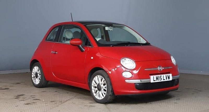 Red Used 2015 Fiat 500 Lounge Hatchback | £4,590 (Good price) - Image 1/3