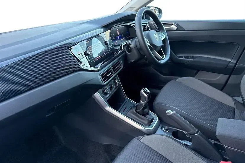 New VW Polo R-line 95 HP (69 kW) 2025 Black Hatchback