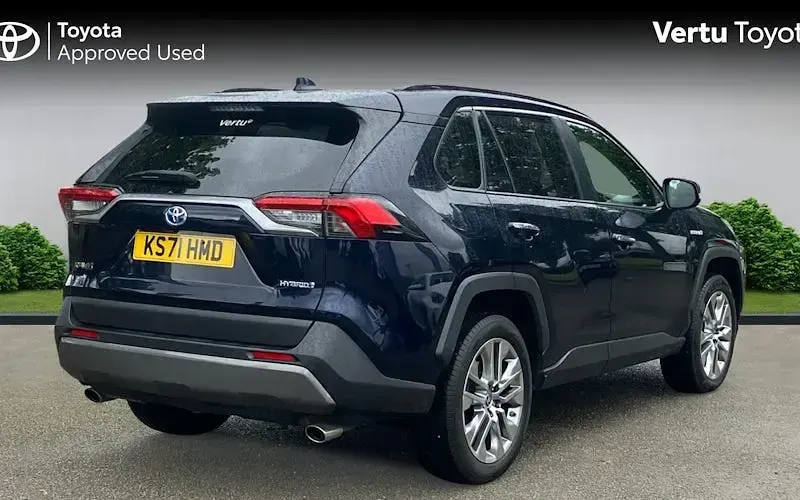 Used Toyota RAV4 218 HP (160 kW) 2025 SUV