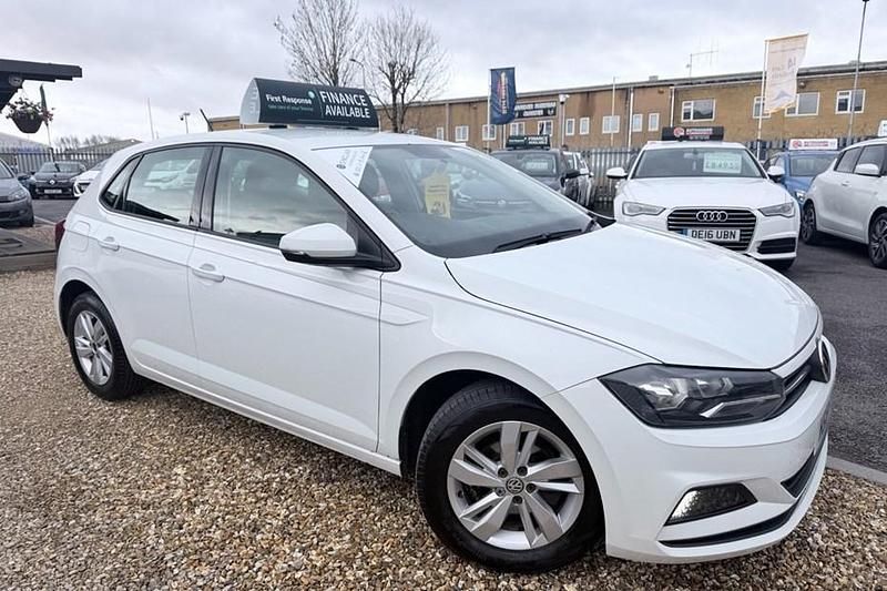 Used VW Polo SE 65 HP (47 kW) 2018 White Hatchback