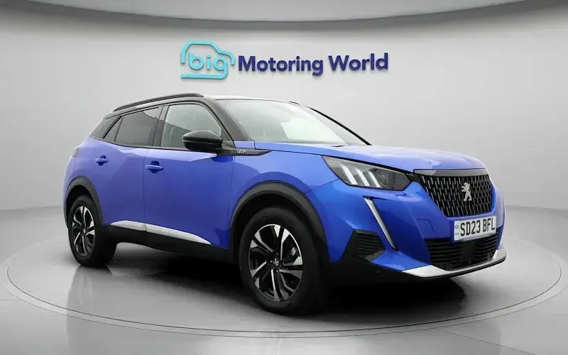 Used Peugeot 2008 GT 131 HP (96 kW) 2023 Blue SUV