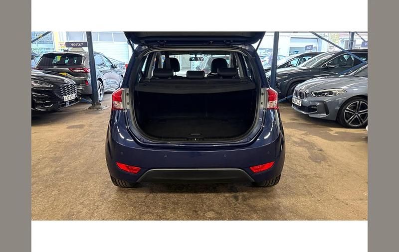 Used Hyundai ix20 SE 125 HP (91 kW) 2018 Blue Hatchback