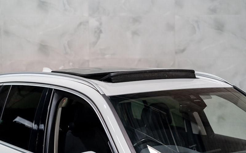 Używany BMW X5 xLine 340 KM (250 kW) 2021 Biały SUV