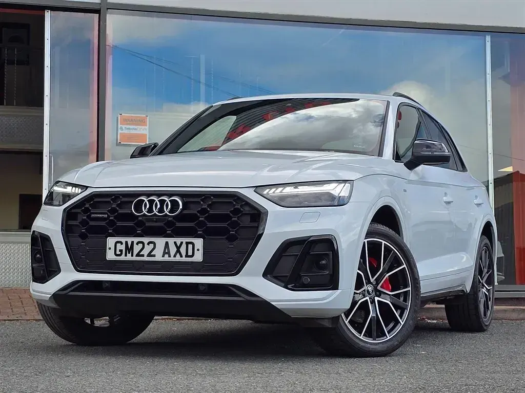 Used Audi Q5 Comfort 2022 White SUV