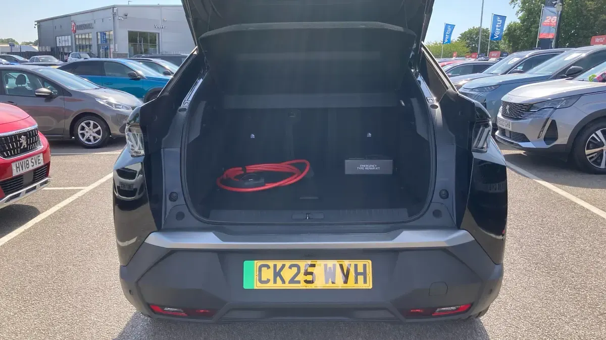 Used Peugeot 3008 Allure 156 kW (213 HP) 2025 Black SUV