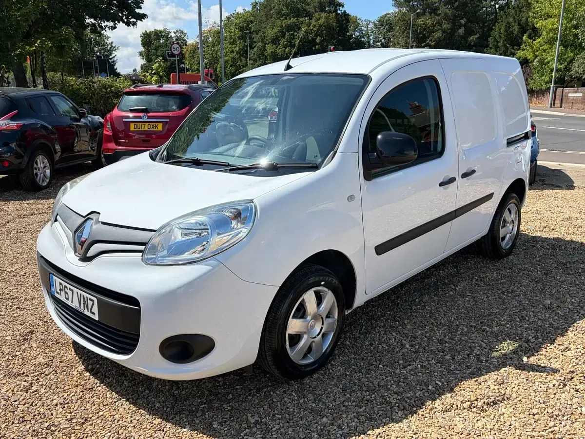 Used Renault Kangoo Business 2018 White MPV