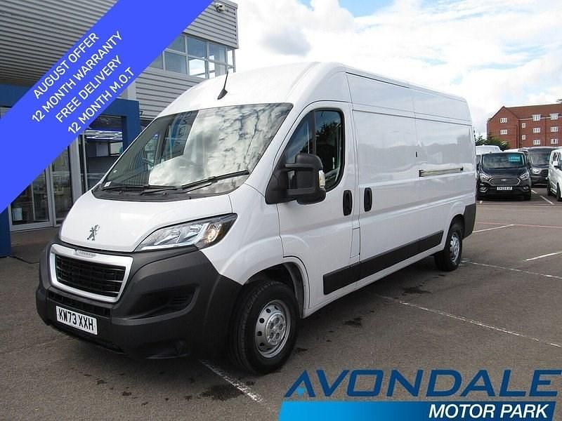 White Used 2023 Peugeot Boxer Premium Van | £16,490 (Good price) - Image 1/3