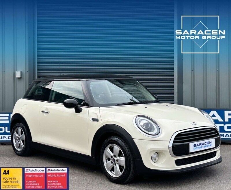White Used 2018 Mini Cooper Classic Hatchback | £8,995 (Fair price) - Image 1/1