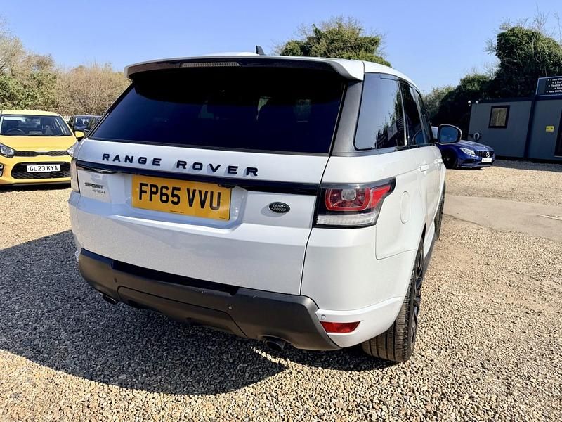 Used Land Rover Range Rover HSE 258 HP (189 kW) 2015 White SUV