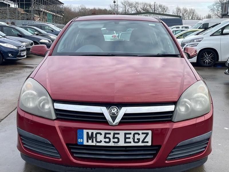 Usado Vauxhall Astra Club 2006 Rojo Utilitario
