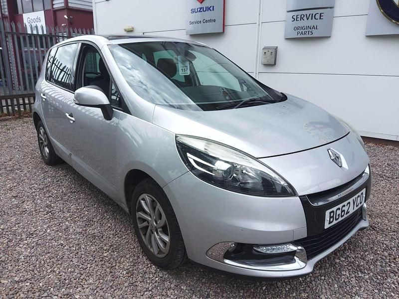 Silver Used 2012 Renault Scénic III Dynamique MPV | £3,695 (A bit pricey) - Image 1/4