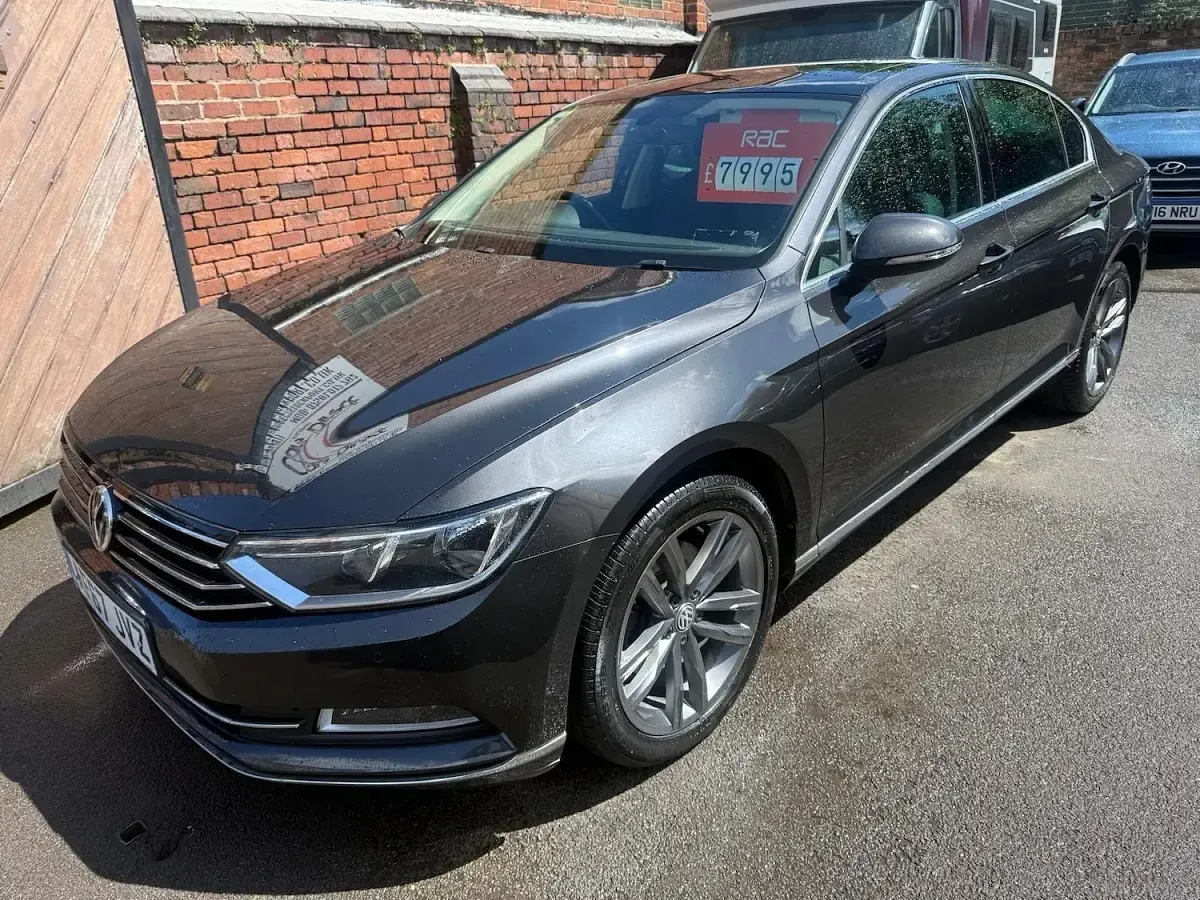 Used VW Passat GT 150 HP (110 kW) 2017 Grey Sedan