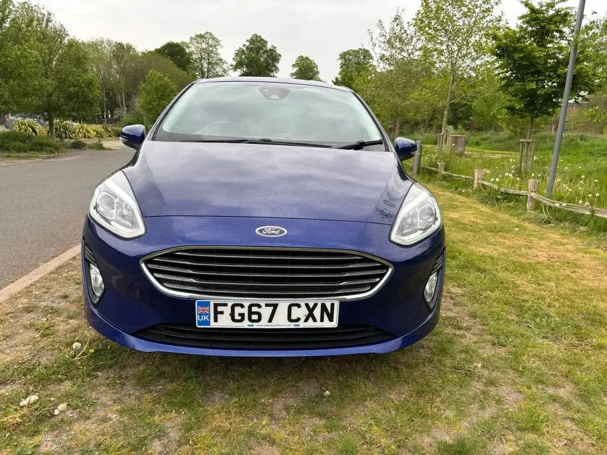 Second-hand Ford Fiesta Titanium 100 CP (73 kW) 2017 Albastru Hatchback