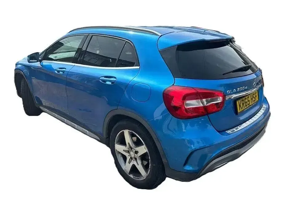 Used Mercedes GLA200 AMG line 136 HP (100 kW) 2015 Blue SUV