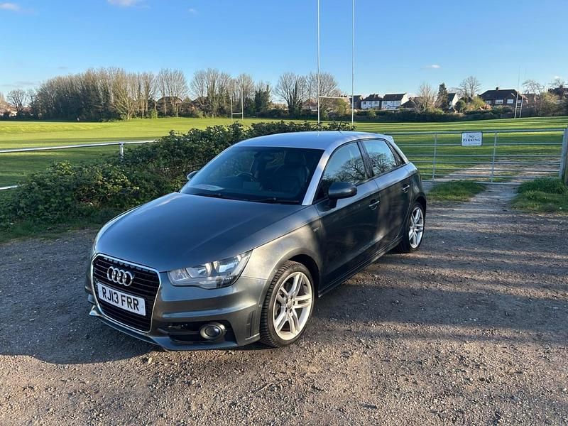 Begagnad Audi A1 S-Line 2013 Grå Halvkombi