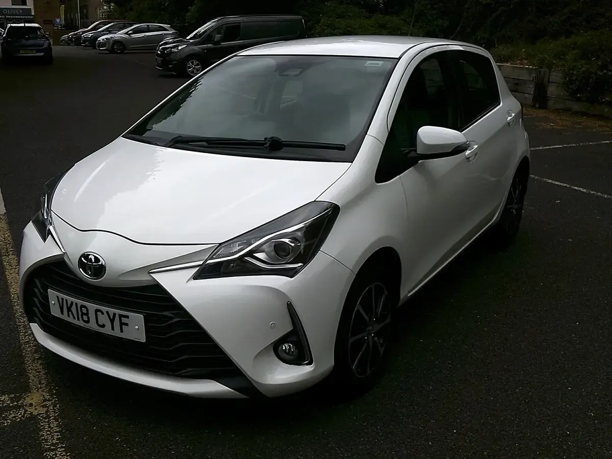 Used Toyota Yaris 2018 White Hatchback
