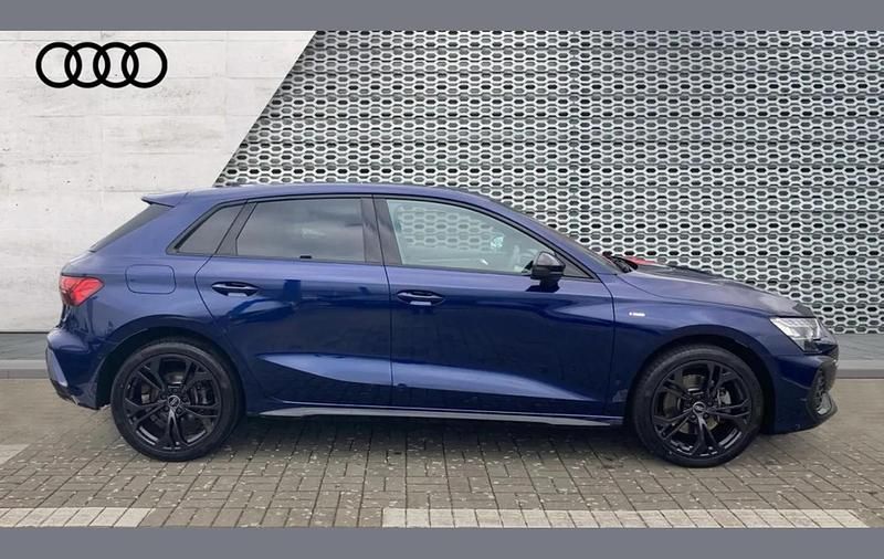 Used Audi A3 e-tron Black Edition 200 HP (147 kW) 2025 Blue Hatchback