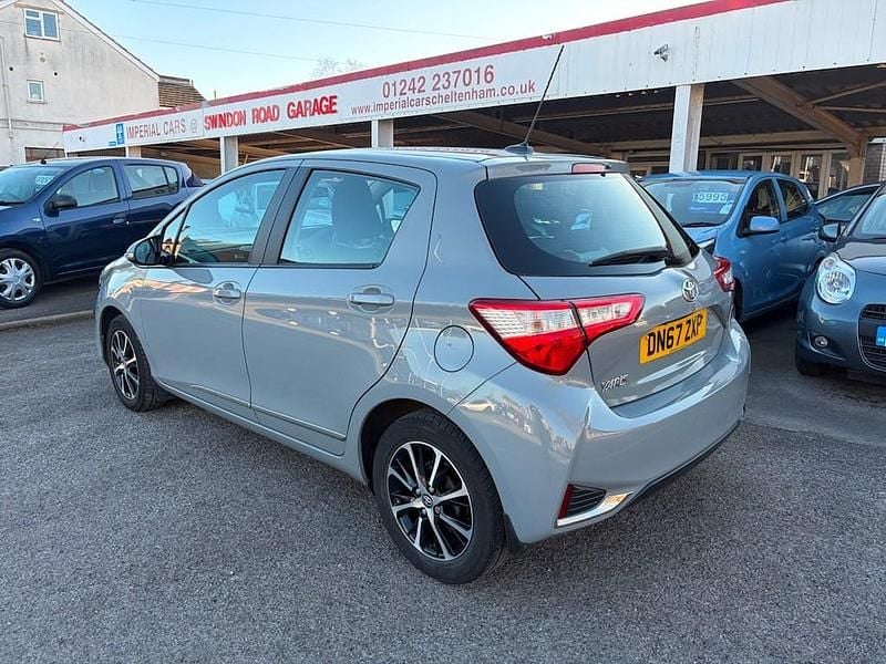 Used Toyota Yaris 111 HP (81 kW) 2018 Grey Hatchback