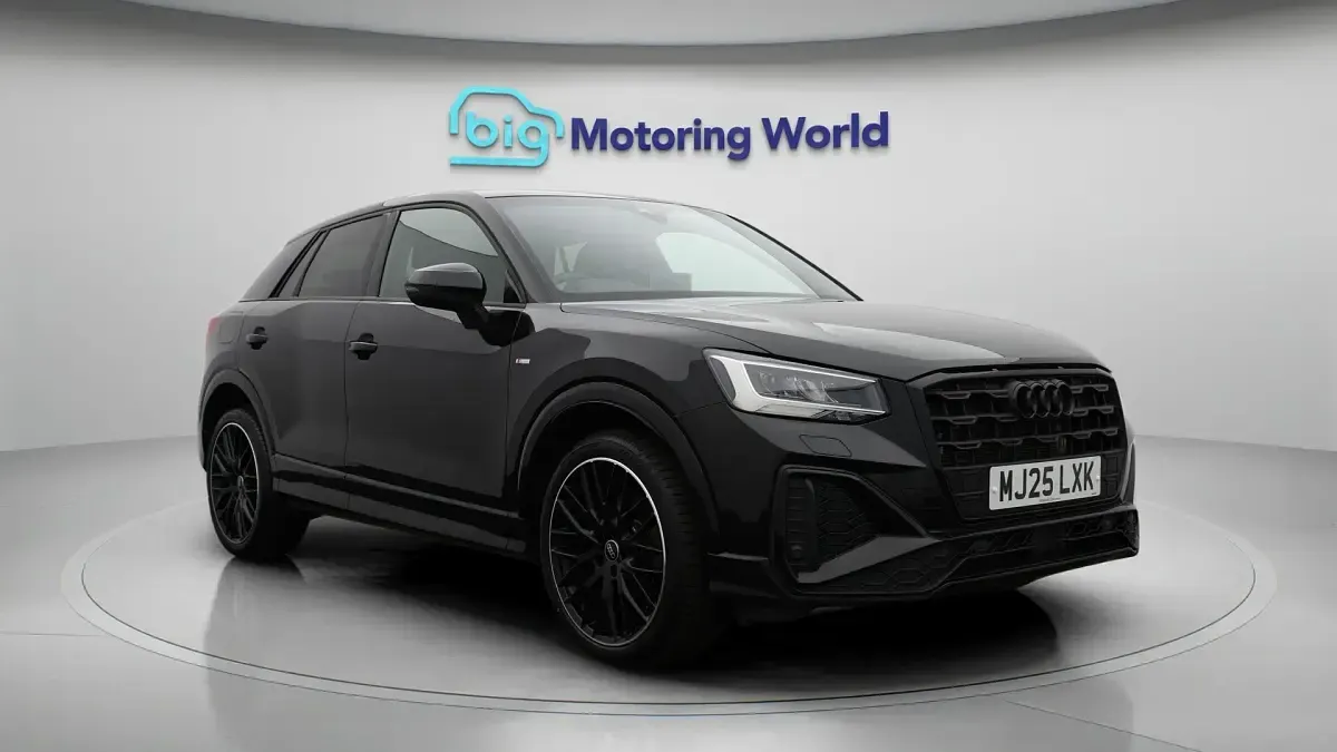 Used Audi Q2 S-Line 150 HP (110 kW) 2025 SUV